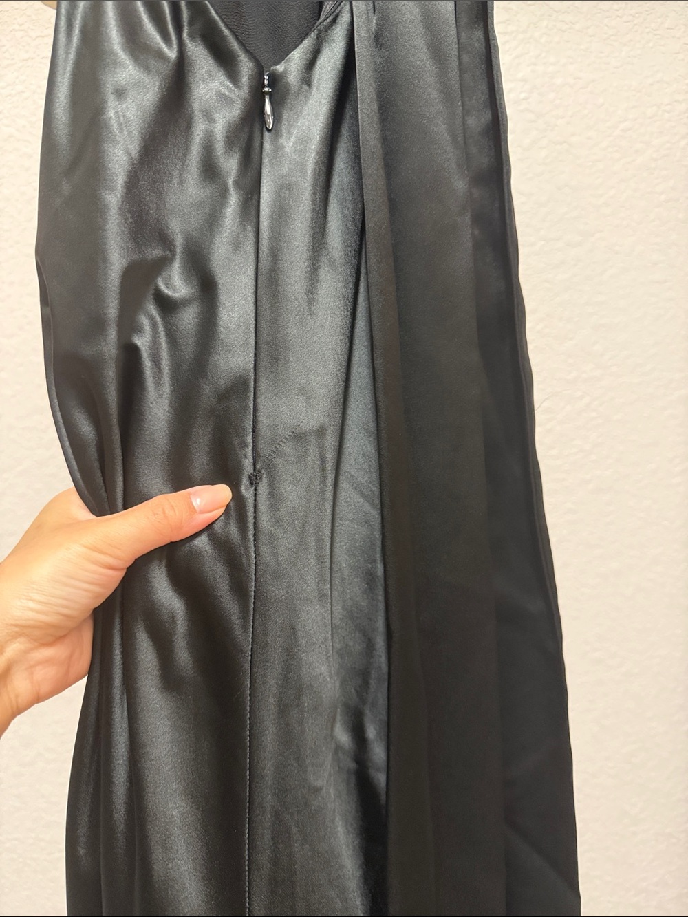 Misha Evianna Satin Gown with Bow - Picture 9 of 13